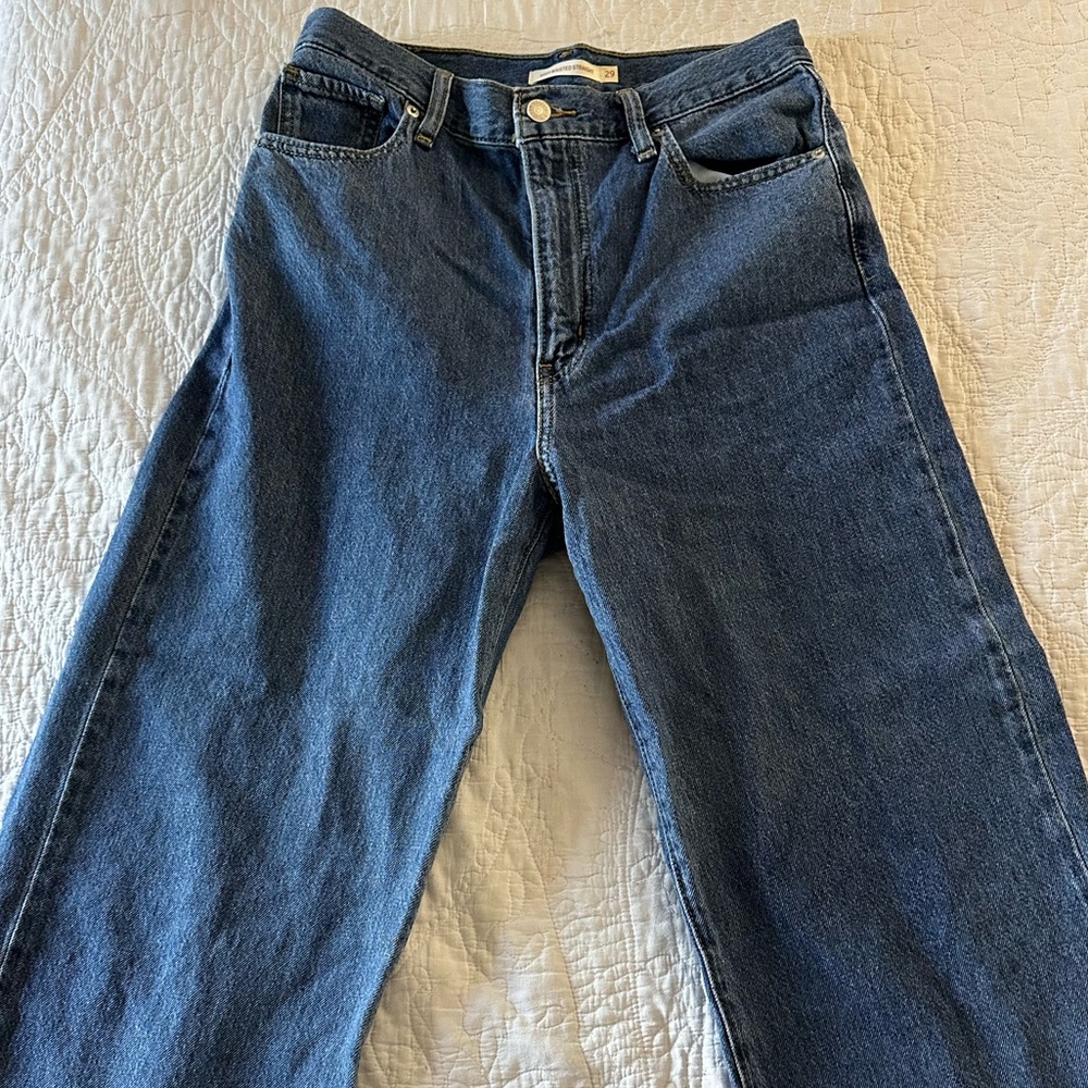 Levi’s High Waisted Straight Jeans